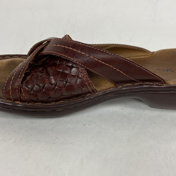 Clarks Genuine Leather Woven Criss Cross Slip on Open Toe Sandal - Picture 6 of 16